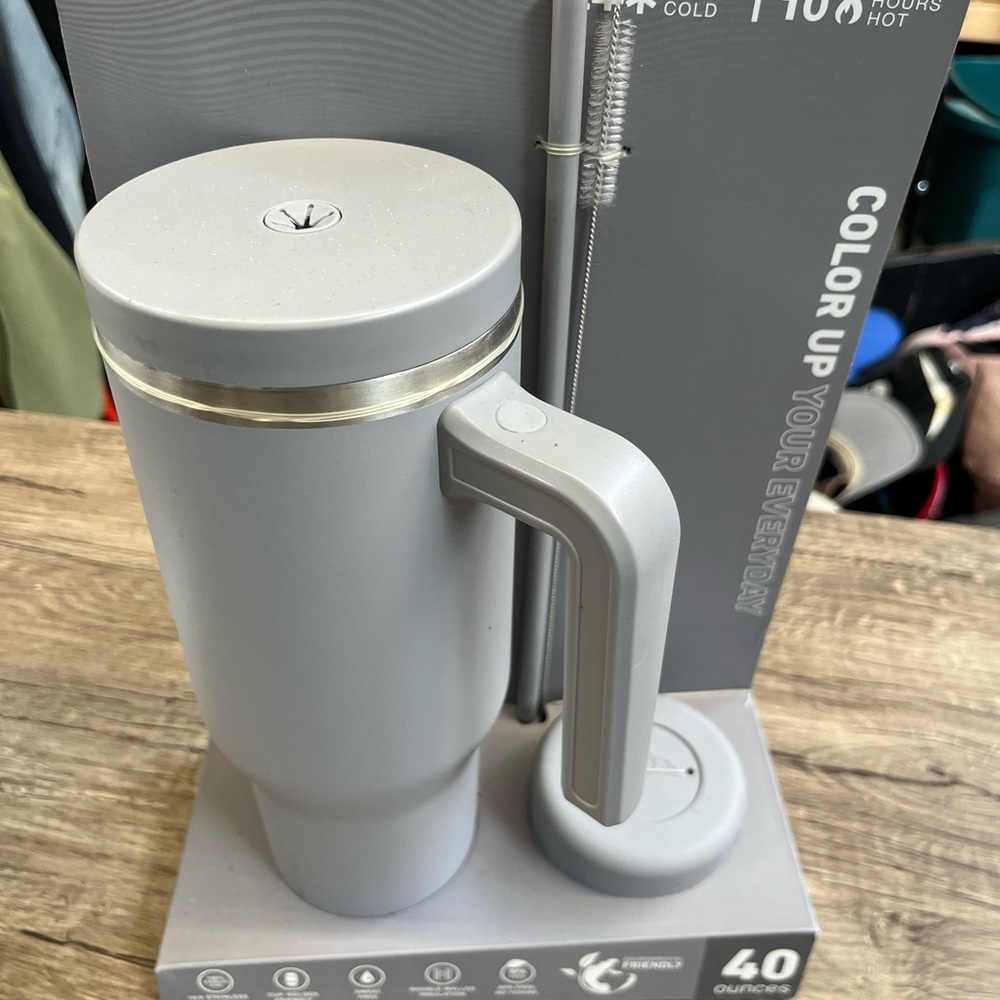 Hydrapeak Voyager Insulated Tumbler 40oz w/Protective Boot